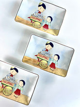 Load image into Gallery viewer, Street food Trinket Dish in a Kraft Box