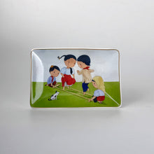 Load image into Gallery viewer, Sayaw  Series Trinket Dish in a Kraft Box
