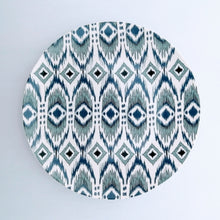 Load image into Gallery viewer, Ikat DInner Plate
